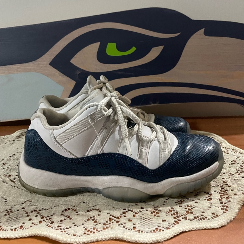jordan snake skin youth